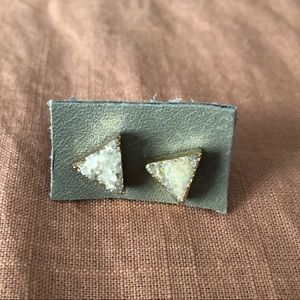 Druzy stud earrings NWOT